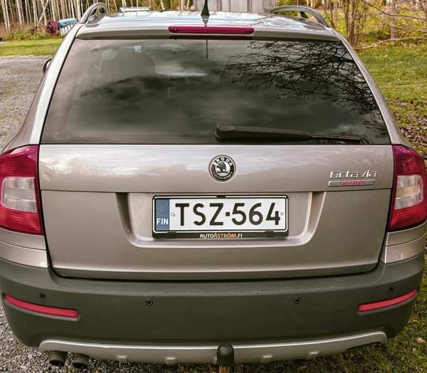 Skoda Octavia Viitasaari - valokuva 4