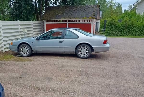 Ford Thunderbird Tuusula – foto 1