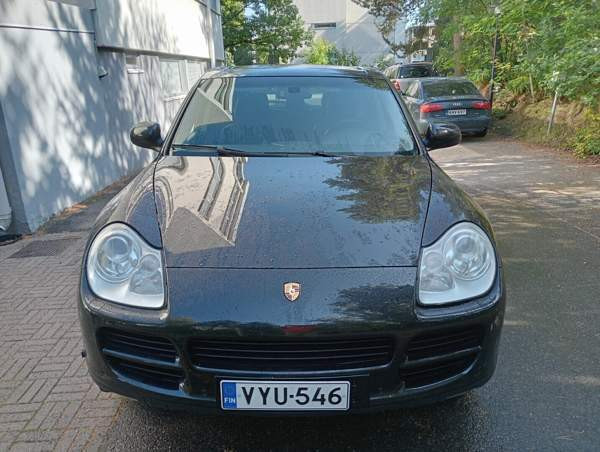 Porsche Cayenne Helsinki - valokuva 1