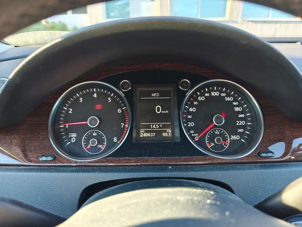 Volkswagen Passat Helsinki - valokuva 8