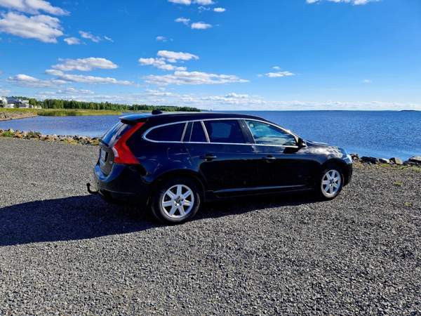 Volvo V60 Oulu - valokuva 4