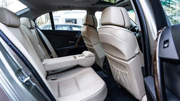 BMW 530 Raasepori - valokuva 6