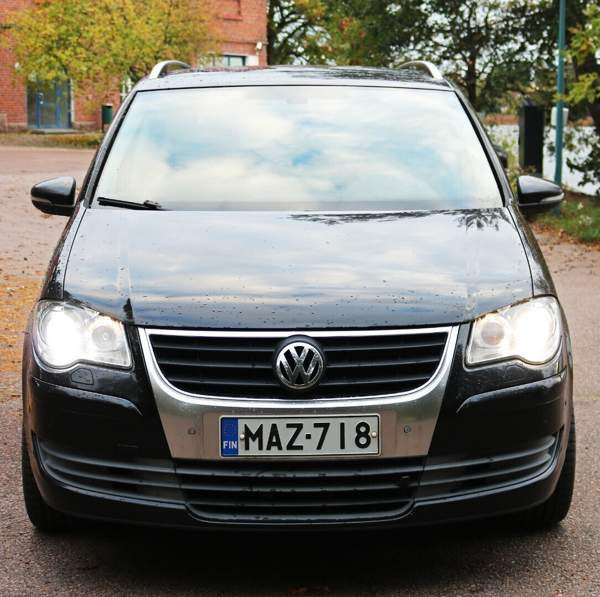 Volkswagen Touran Chukotskiy Avtonomnyy Okrug - valokuva 6