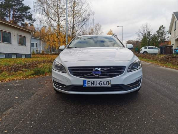 Volvo V60 Nurmijärvi - valokuva 2