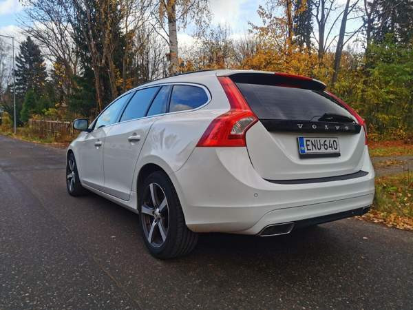 Volvo V60 Nurmijärvi - valokuva 3