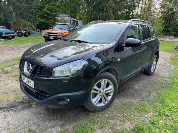 Nissan Qashqai+2 Joutseno - valokuva 1