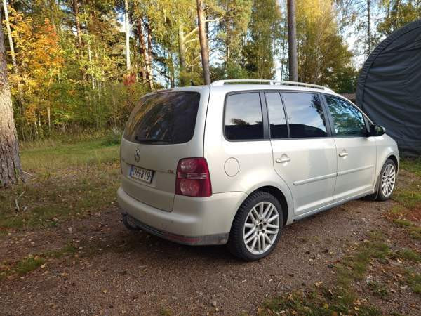 Volkswagen Touran Askainen - photo 4