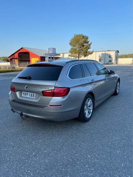 BMW 520 Uusikaarlepyy - valokuva 3