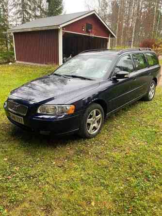 Volvo V70 Луга