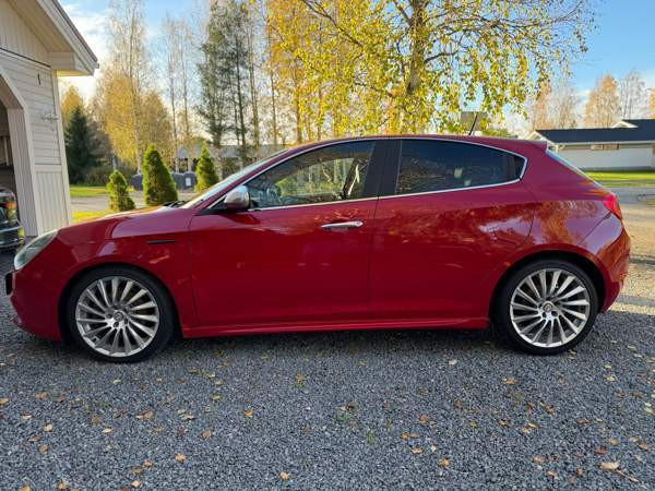 Alfa Romeo Giulietta Alavus - изображение 1