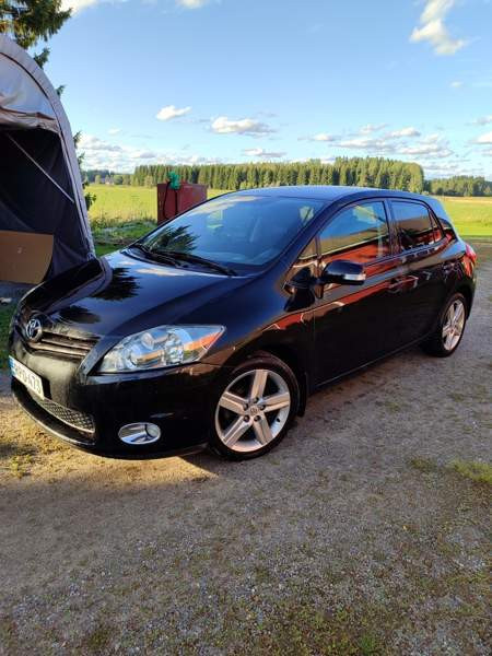 Toyota Auris Huittinen - valokuva 1