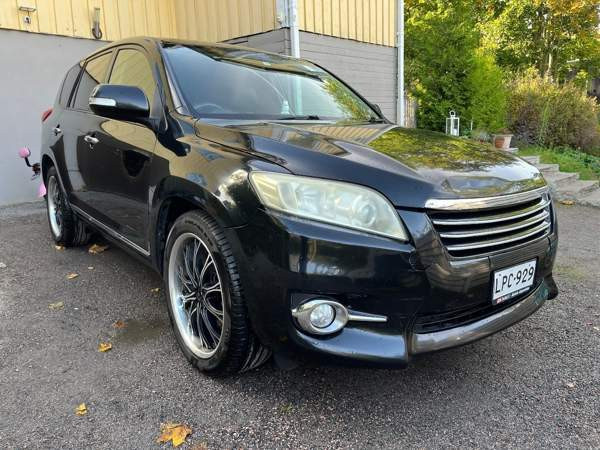 Toyota RAV4 Vantaa – foto 1