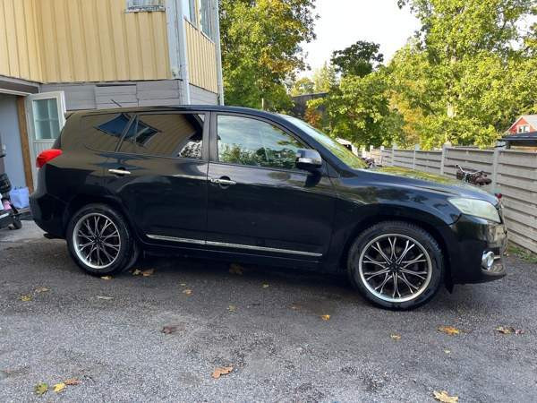 Toyota RAV4 Vantaa – foto 2