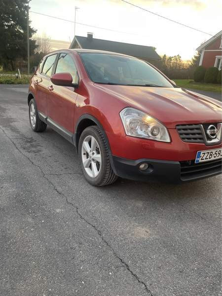 Nissan Qashqai Ugleural'skiy - valokuva 3