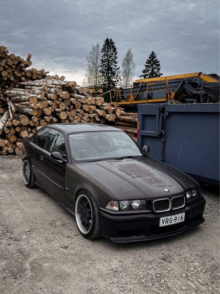 BMW 325 Haemeenlinna - photo 2