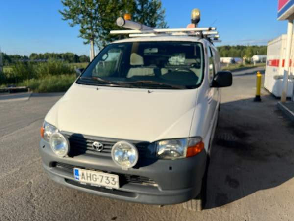 Toyota Hiace Haemeenlinna - photo 3