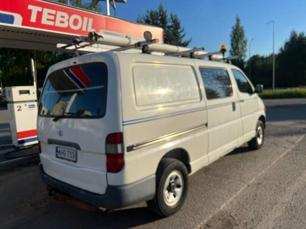 Toyota Hiace Haemeenlinna - photo 2