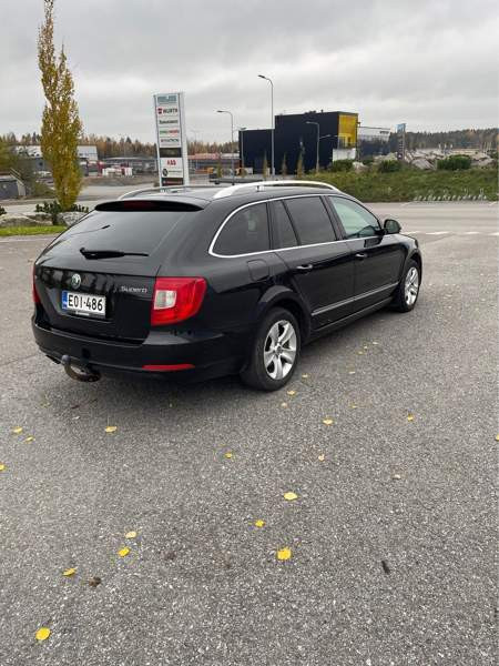 Skoda Superb Kangasala - valokuva 5