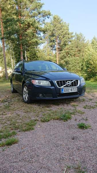 Volvo V70 Холлола - изображение 2