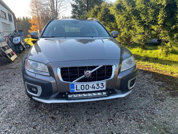Volvo XC70 Рованиеми - изображение 1