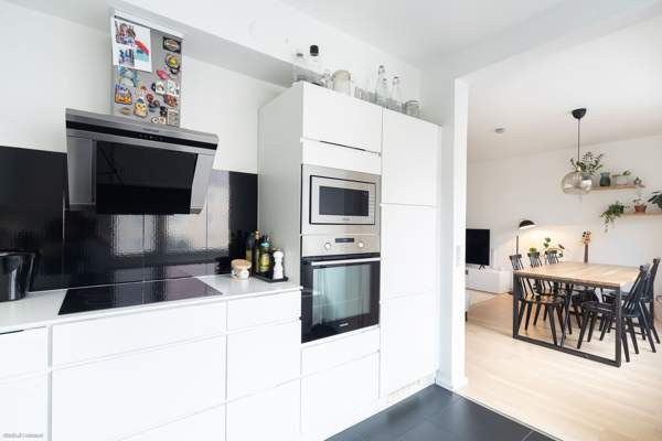 3h + k + s + p + kph + wc + vh  Tampere - valokuva 7