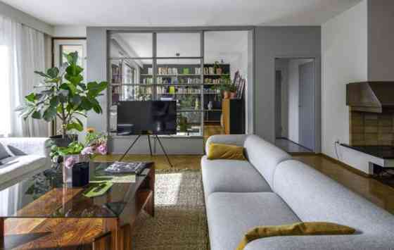 5h + k + kph + ruokasali + parveke + 2 erillistä w  Helsinki