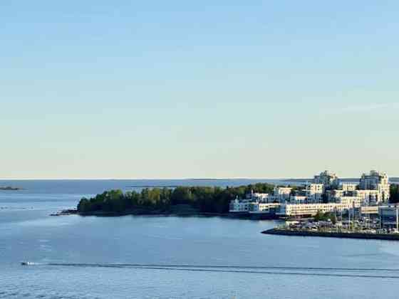 Merinäköalalla 2h+k+sauna+lasit.p  Helsinki