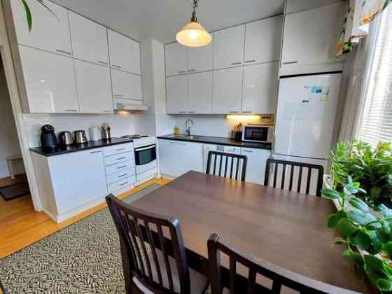 2h + keittiö + kylpyhuone + parveke  Turtkul