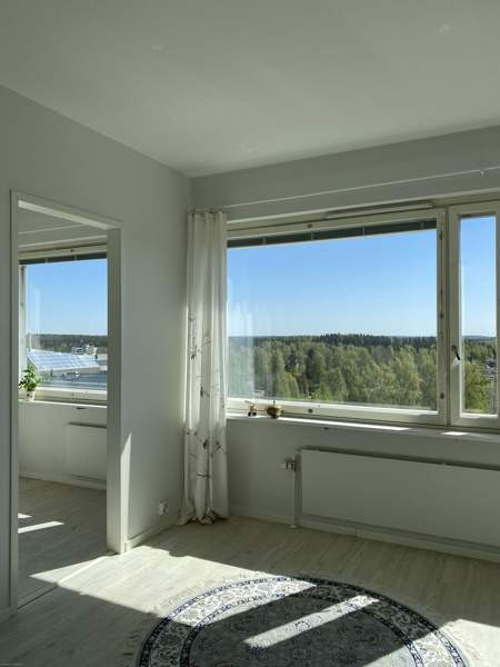 1 valoisa huone + keittiö + kylpyhuone + vaatehuon  Hyvinkää - valokuva 2