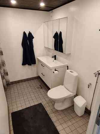 2 huonetta + keittiö + kylpyhuone/wc + parveke + 2  Dzhankoy