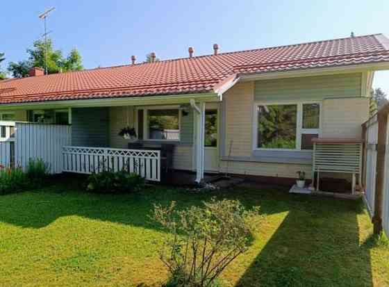 makuuhuone, olohuone/avokeittiö iso pesuhuone saun  Lapinlahti