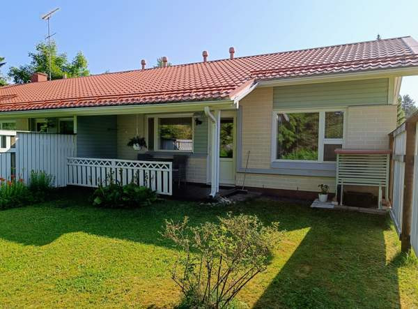 makuuhuone, olohuone/avokeittiö iso pesuhuone saun  Lapinlahti - изображение 5