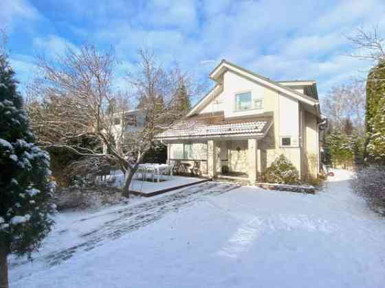 5h + k + saunaosasto + varastohuone + autokatos+ul  Espoo