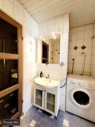 2h, avokeittiö, parvi, kylpyhuone ja sauna + varas  Helsinki