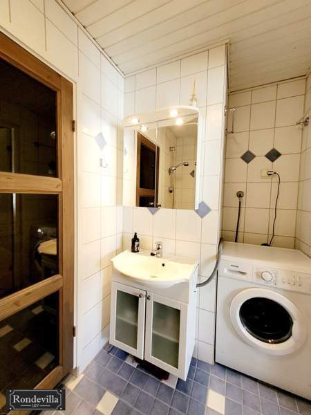 2h, avokeittiö, parvi, kylpyhuone ja sauna + varas  Helsinki - valokuva 6