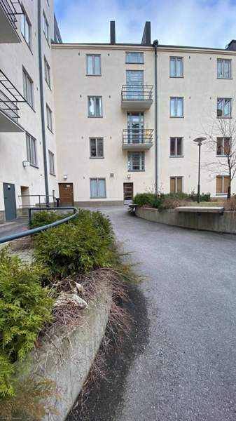 1h + avok+kylpyhuone  Helsinki - valokuva 1