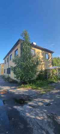 7 huonetta + 3 keittiötä + 2 saunaa + 3 pesuhuonet  Kemin