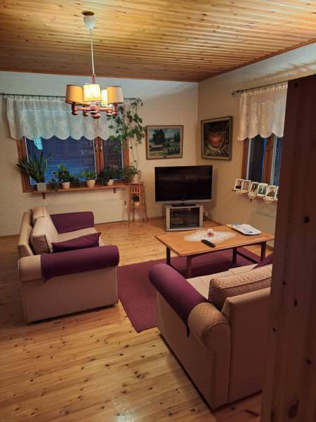 3mh + 2k + 2oh + 3wc + psh+ s + lisäksi kellari- j  Jyvaeskylae - photo 8