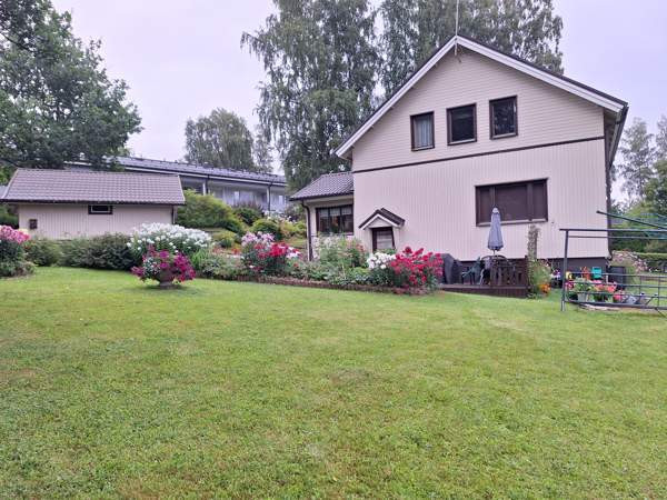 3mh + 2k + 2oh + 3wc + psh+ s + lisäksi kellari- j  Jyvaeskylae - photo 4