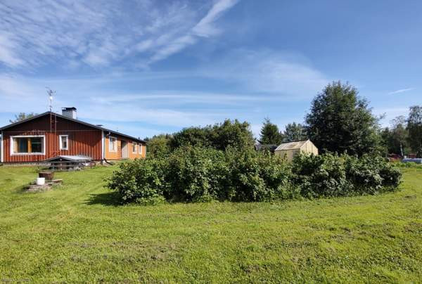 OH+ K +2 MH + KPH + LH + 3 VH+ VAR + kellari  Lieksa - valokuva 7