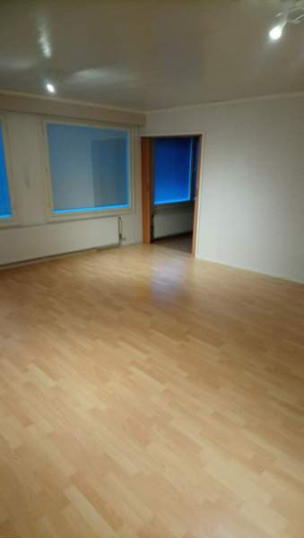 9h +kellari 70m2+2autontalli+kylmätalli+varasto  Ikaalinen - valokuva 8