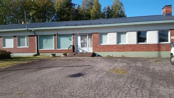 9h +kellari 70m2+2autontalli+kylmätalli+varasto  Ikaalinen - valokuva 1