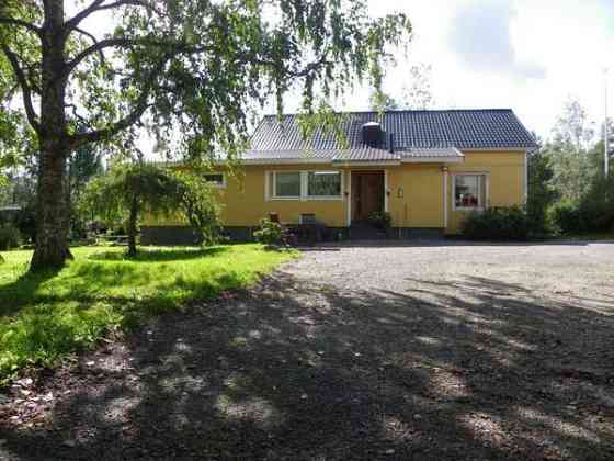 Alak: 2mh+tkh+oh+tupak+rk+wc+kh+kph+s  Yläk: 2mh+w  Раума