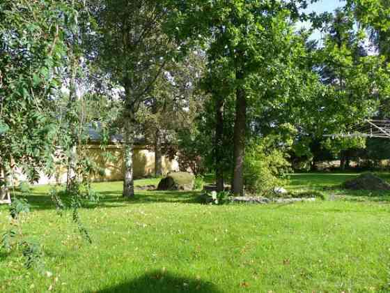 Alak: 2mh+tkh+oh+tupak+rk+wc+kh+kph+s  Yläk: 2mh+w  Раума