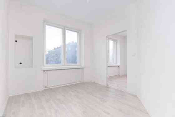 2h+ avakeitiö+vaatehuone+ iso erinomainen KH  Helsinki