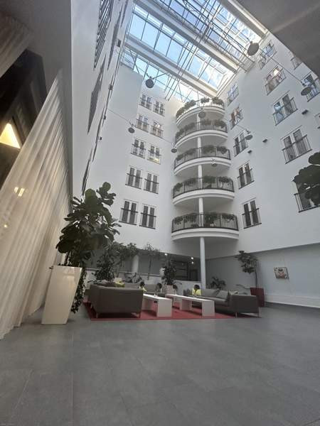 2 - 3h + keittiö + sauna + lasitettu parveke  Espoo – foto 1