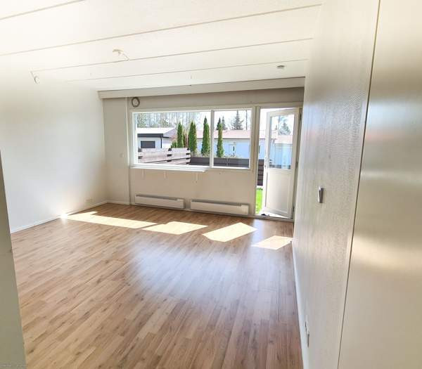 1h + kk  Lohja - valokuva 1