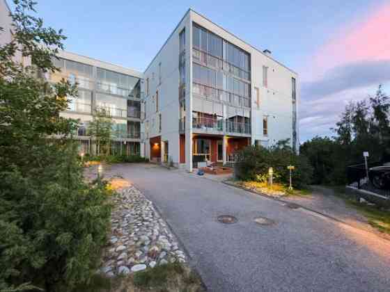 4h, k, 2wc, s, las.parv, tekn.  Helsinki