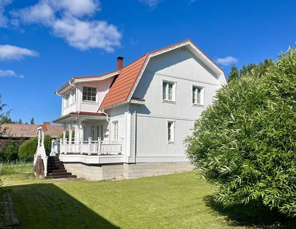 6h + k + khh + s + p  Ylitornio - valokuva 1