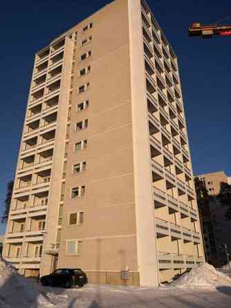 2 huonetta + pieni keittiö + 2 parveketta  Oulu